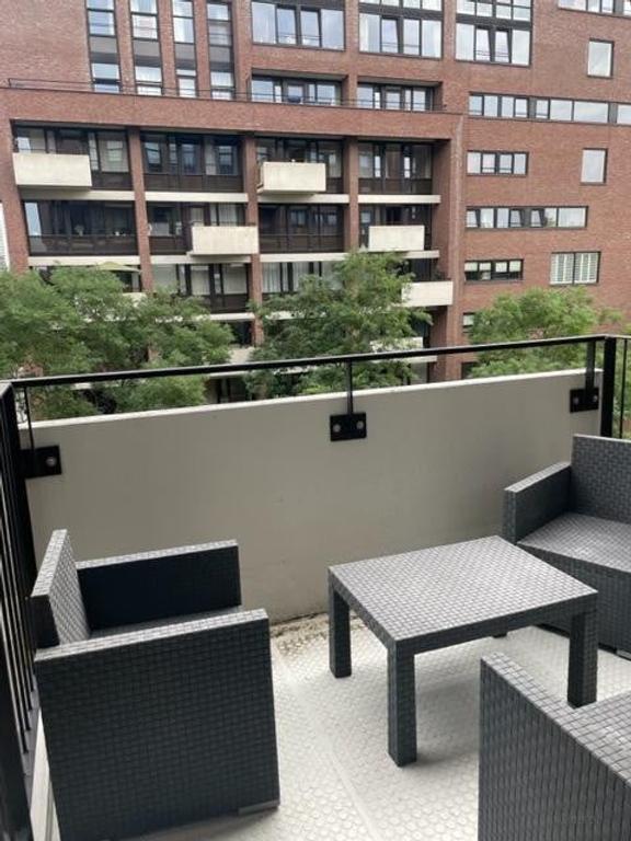 Gemeubileerd hoekappartement met terras - Afbeelding 13