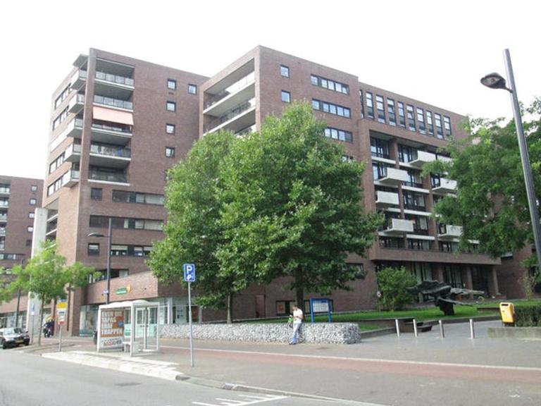 Gemeubileerd hoekappartement met terras - Afbeelding 15