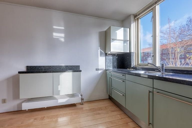 Eengezinswoning met tuin en 4 slaapkamers - Afbeelding 9