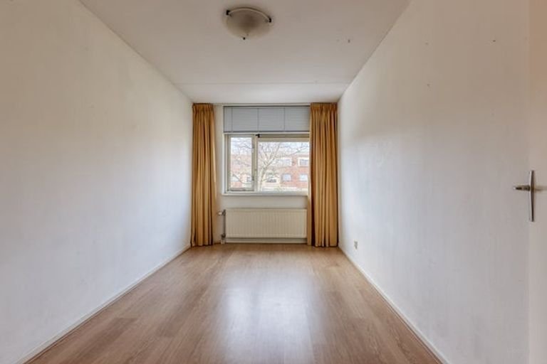 Eengezinswoning met tuin en 4 slaapkamers - Afbeelding 17