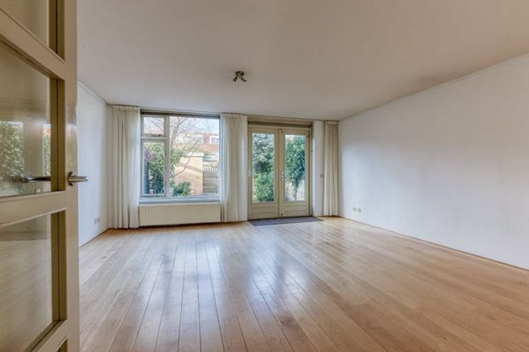 Eengezinswoning met tuin en 4 slaapkamers - Afbeelding 3