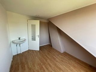 Student room with garden in Vossepark - Image 3