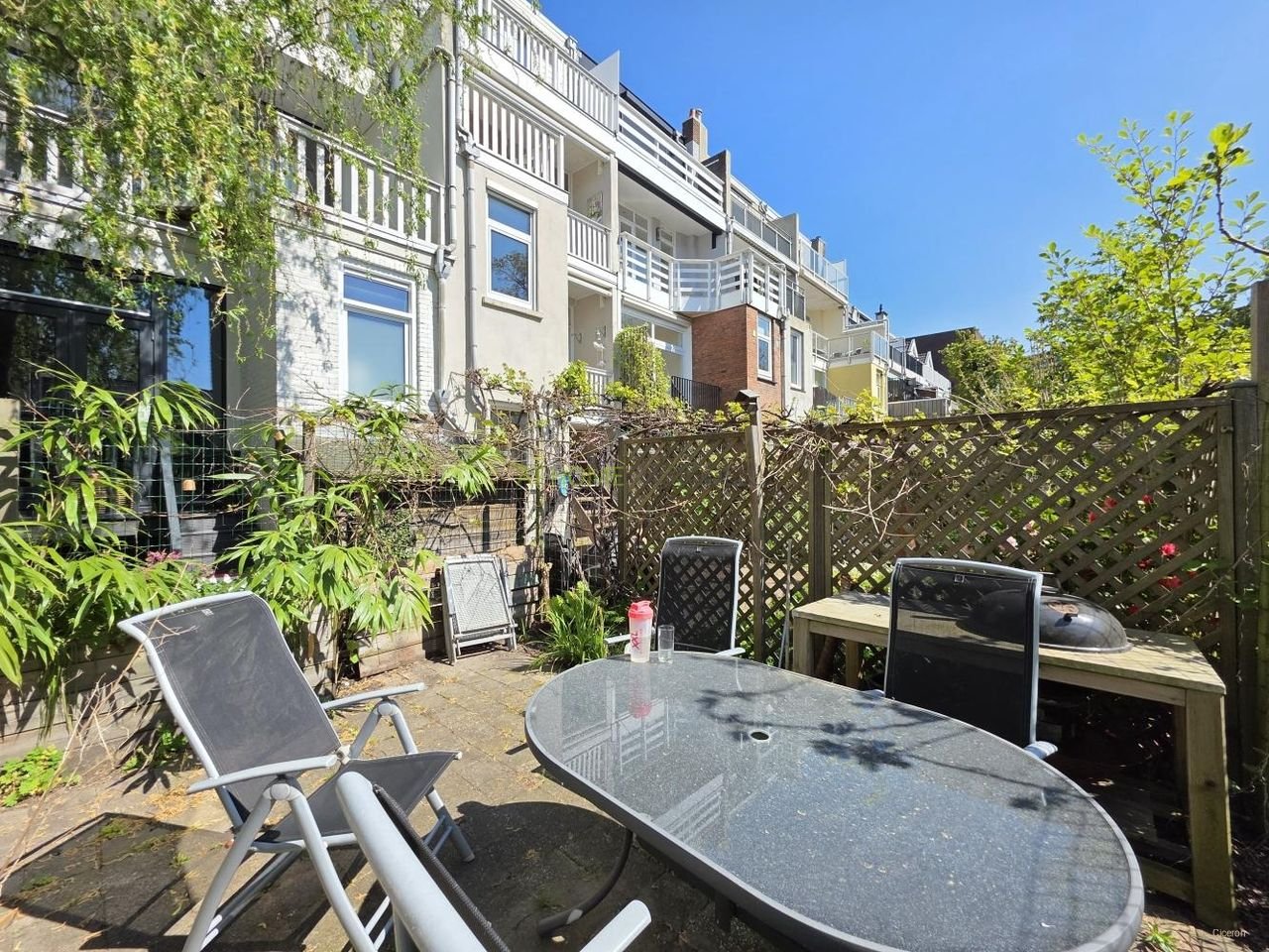 Benedenwoning met zonnige tuin - Afbeelding 20