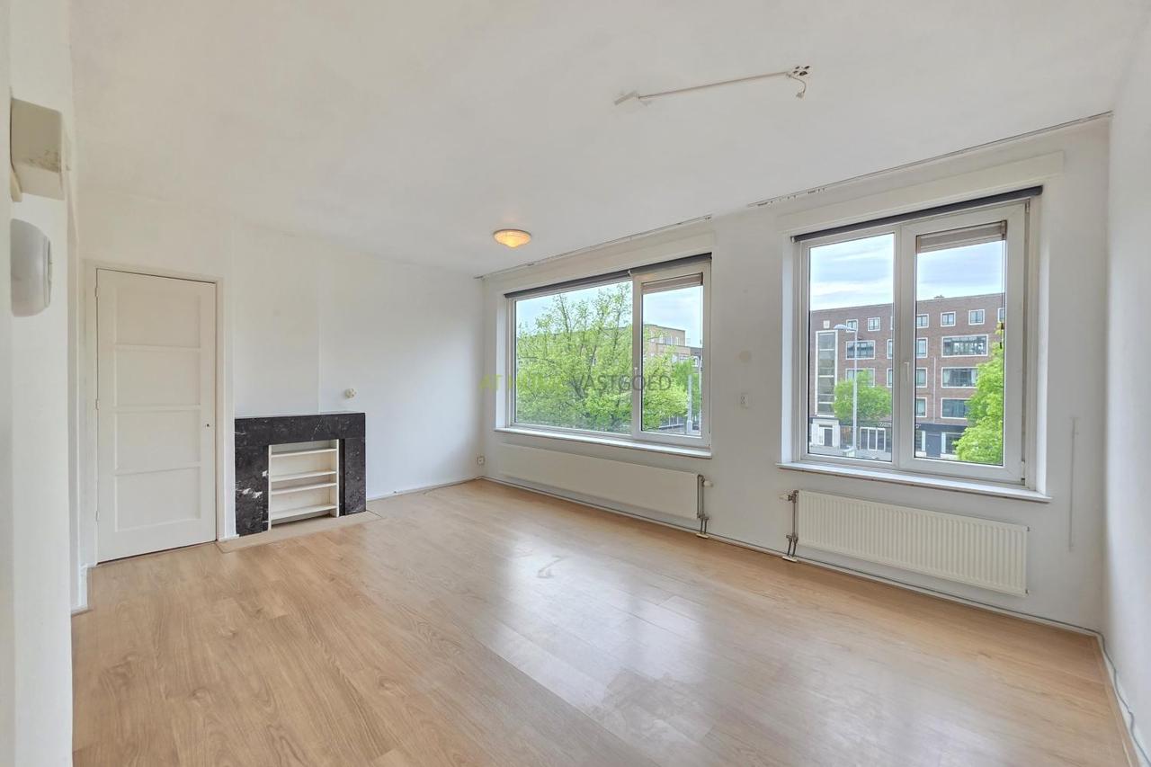 85 m2 appartement met 2 balkons - Afbeelding 1