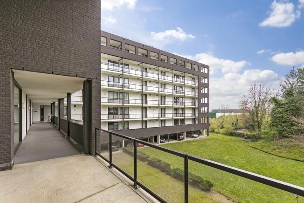 Gemeubileerd 3-kamerappartement in hartje Roermond - Afbeelding 3