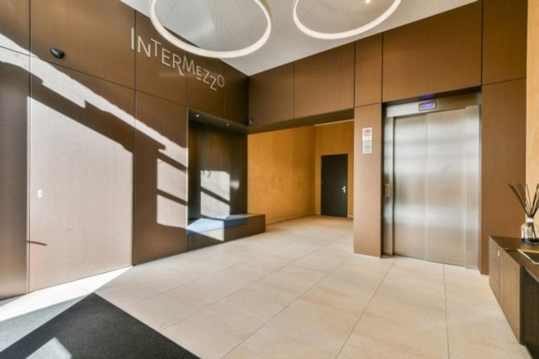 Penthouse met terras van 99 m2 op Zuidas - Afbeelding 2