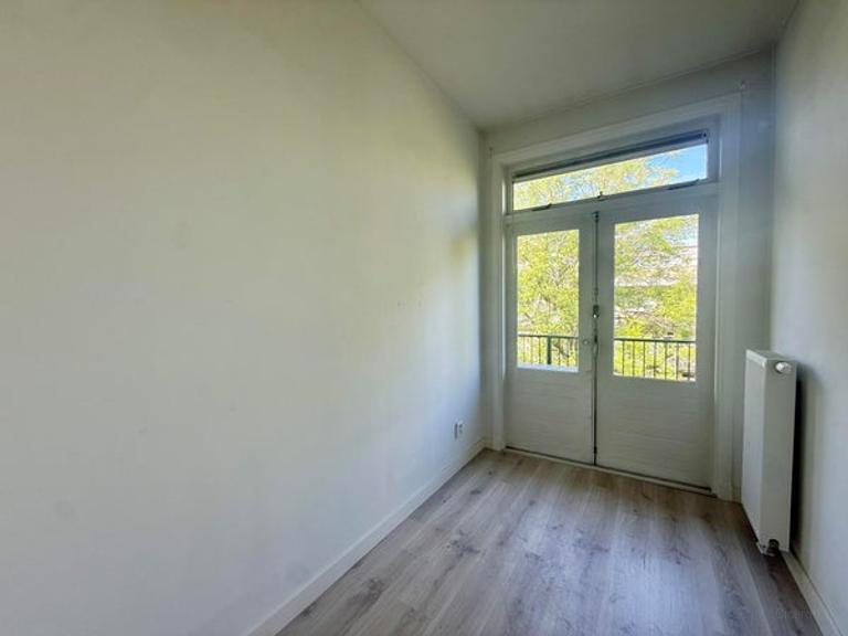 2-slaapkamerappartement met balkon - Afbeelding 5