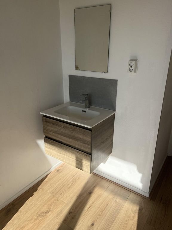 Licht 4-kamerappartement met balkon - Afbeelding 17