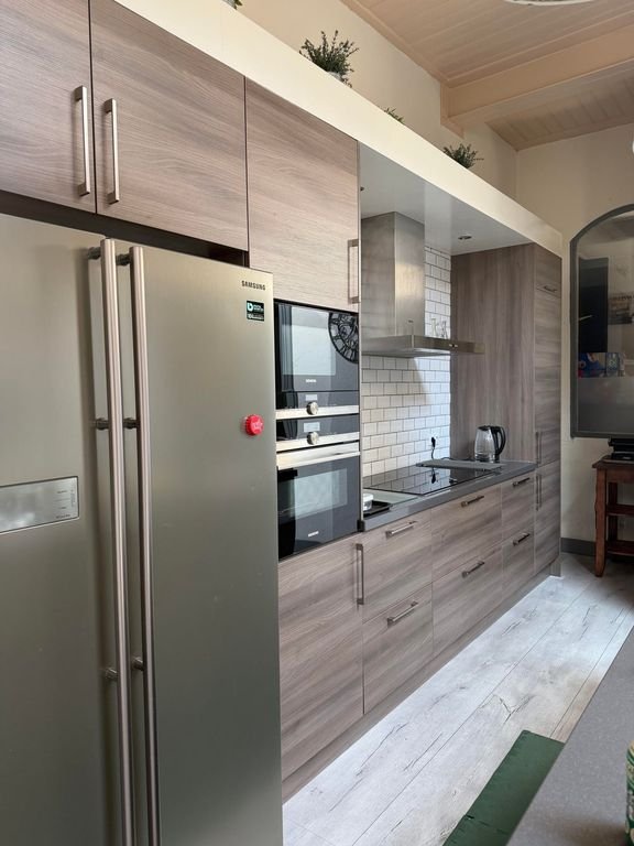 Gemeubileerd herenhuis van 145 m² met studio in Almelo - Afbeelding 4