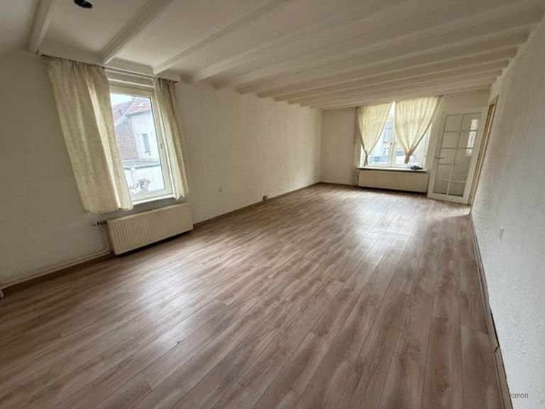 Jaren '30 bovenwoning met 3 slaapkamers in Valkenburg - Afbeelding 2