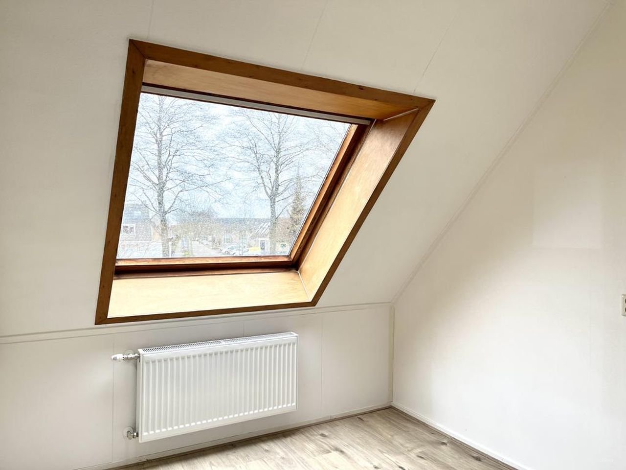 Hoekwoning met tuin aan vaarwater - Afbeelding 15