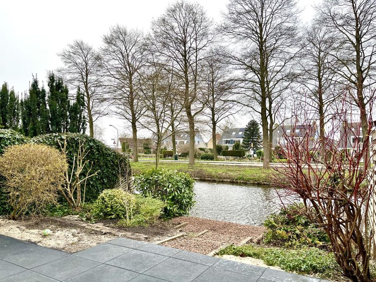 Hoekwoning met tuin aan vaarwater - Afbeelding 25