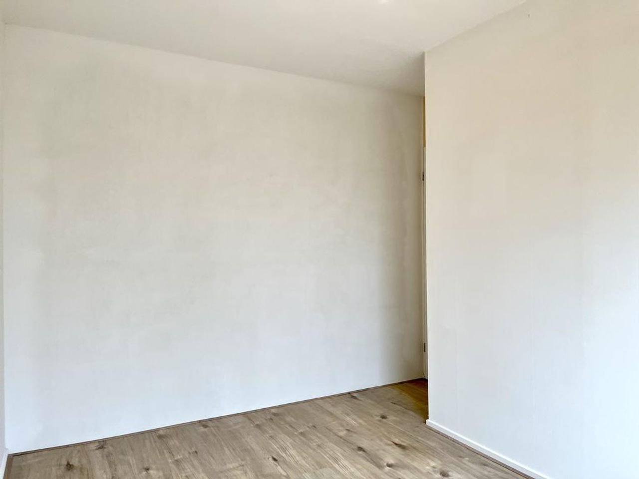 Hoekwoning met tuin aan vaarwater - Afbeelding 12