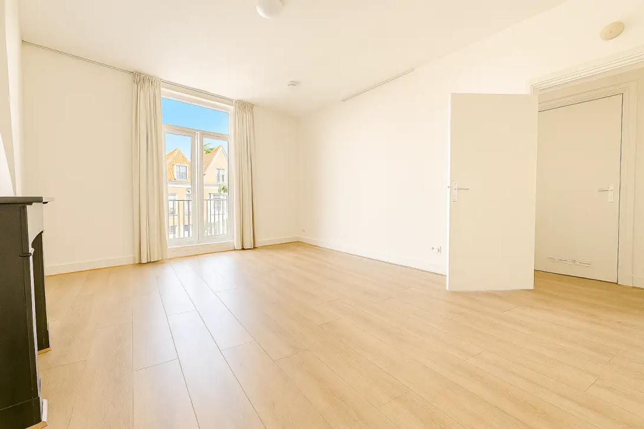 Studentenappartement met terras in Regentesse - Afbeelding 1