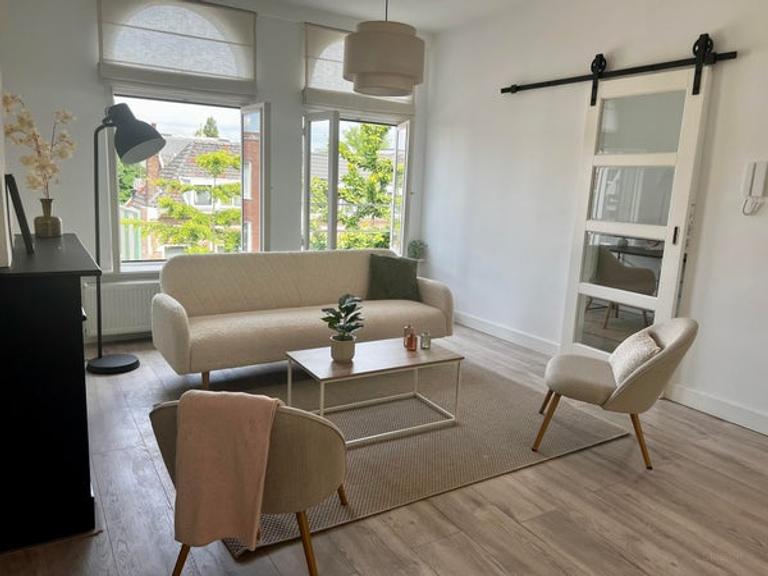 117 m² met balkon in Bergpolder - Afbeelding 2