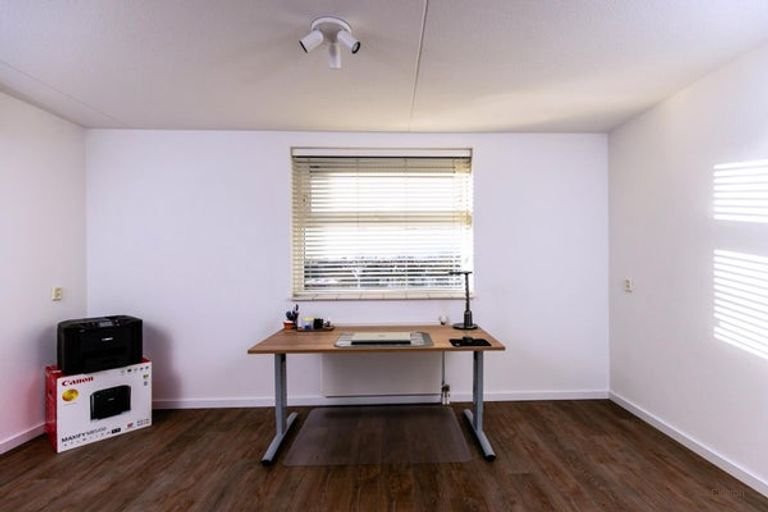 Topfloor appartement met zonnig balkon - Afbeelding 11