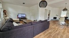 142 m2 upstairs apartment with roof terrace - Image 6
