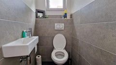 142 m2 upstairs apartment with roof terrace - Image 11
