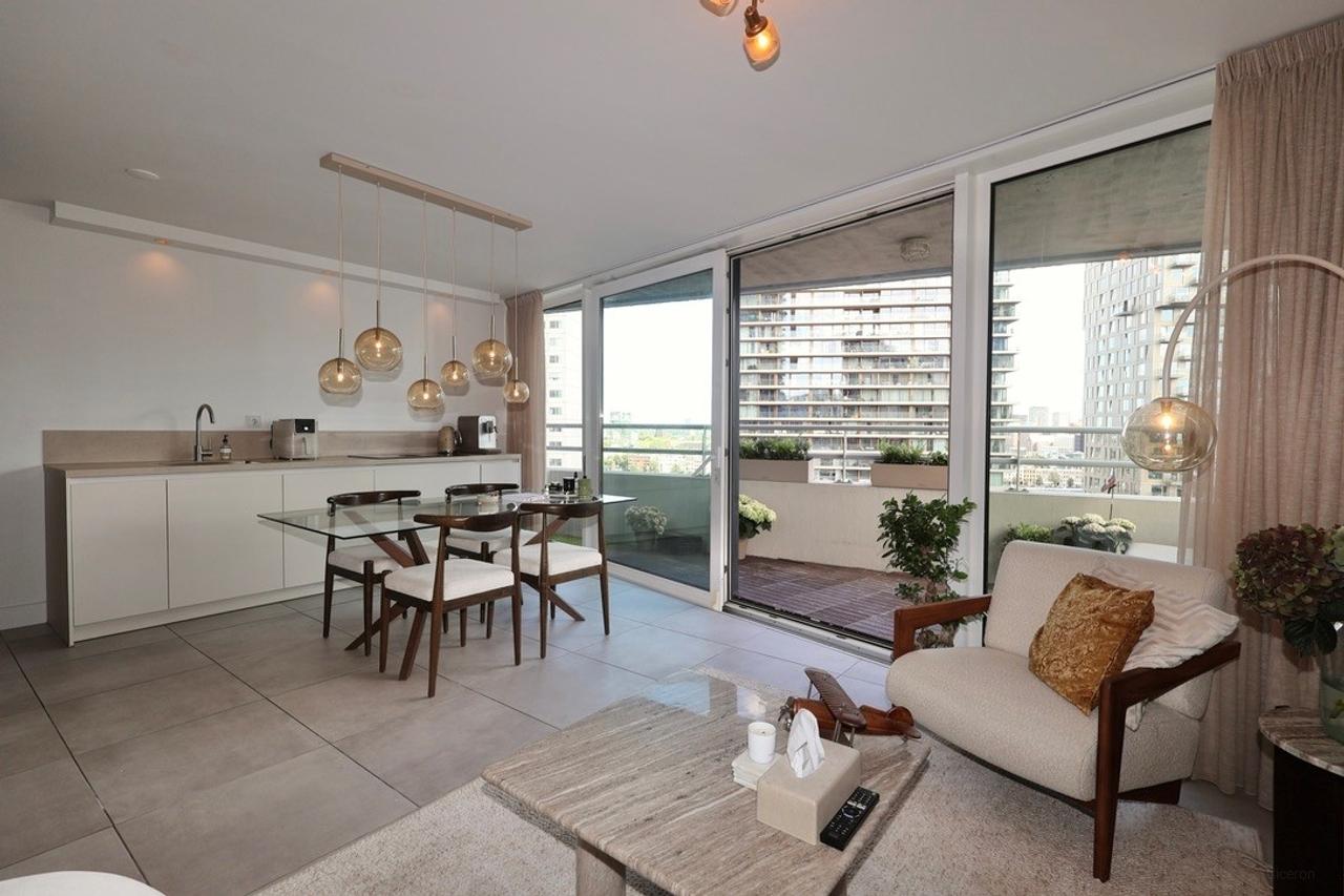 Appartement met terras en parking in Stadsdriehoek - Afbeelding 1