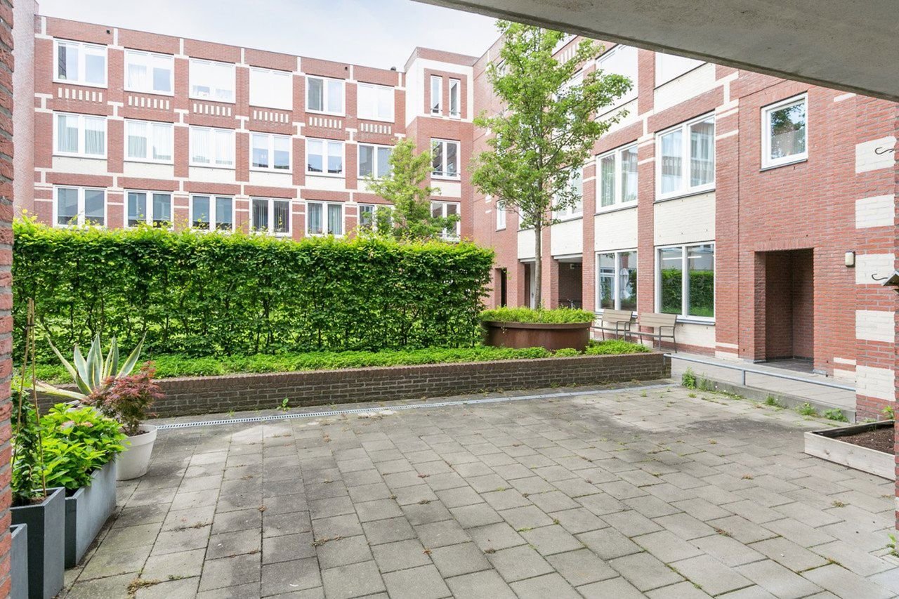 Begane grond met loggia in centrum - Afbeelding 11