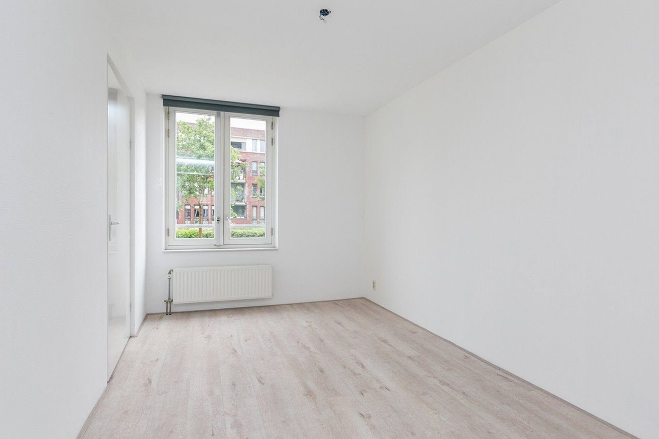 Begane grond met loggia in centrum - Afbeelding 15