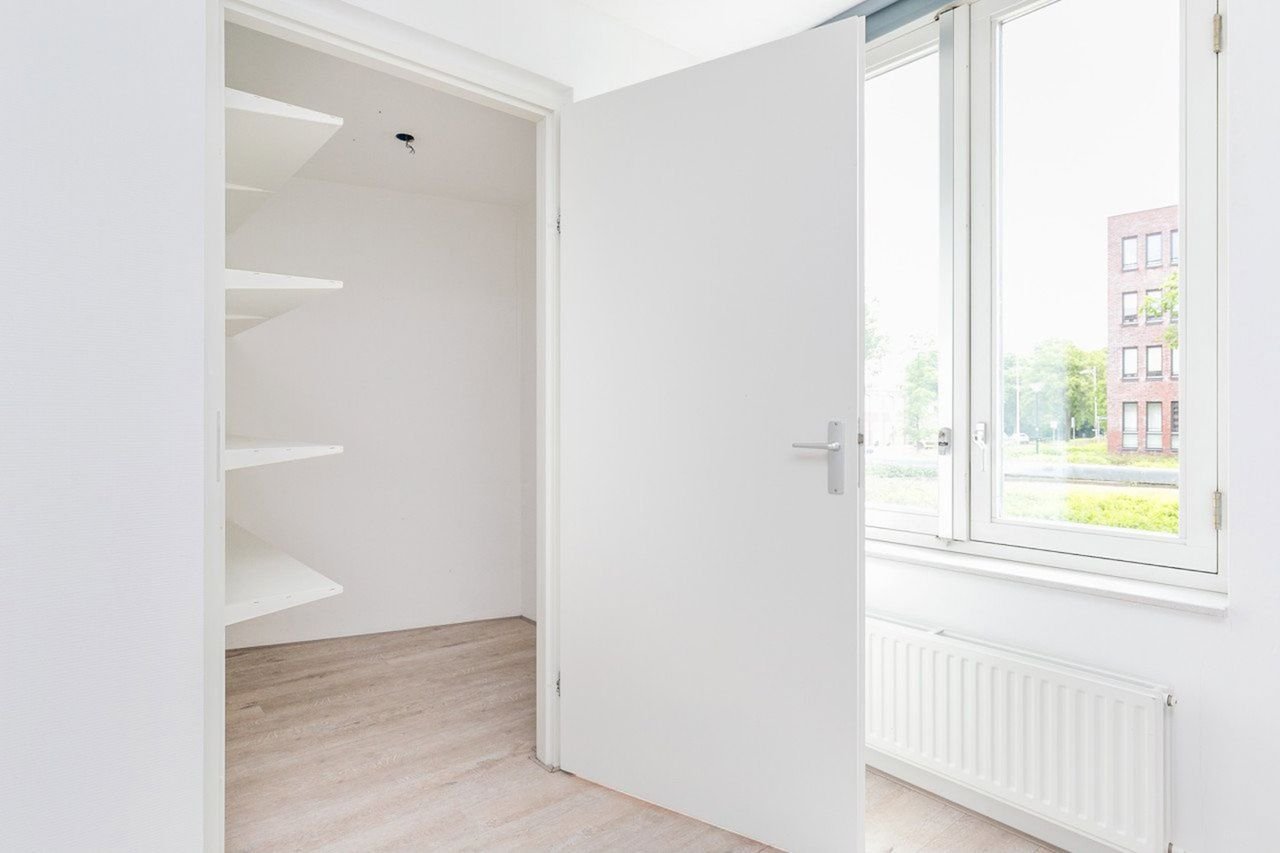Begane grond met loggia in centrum - Afbeelding 16