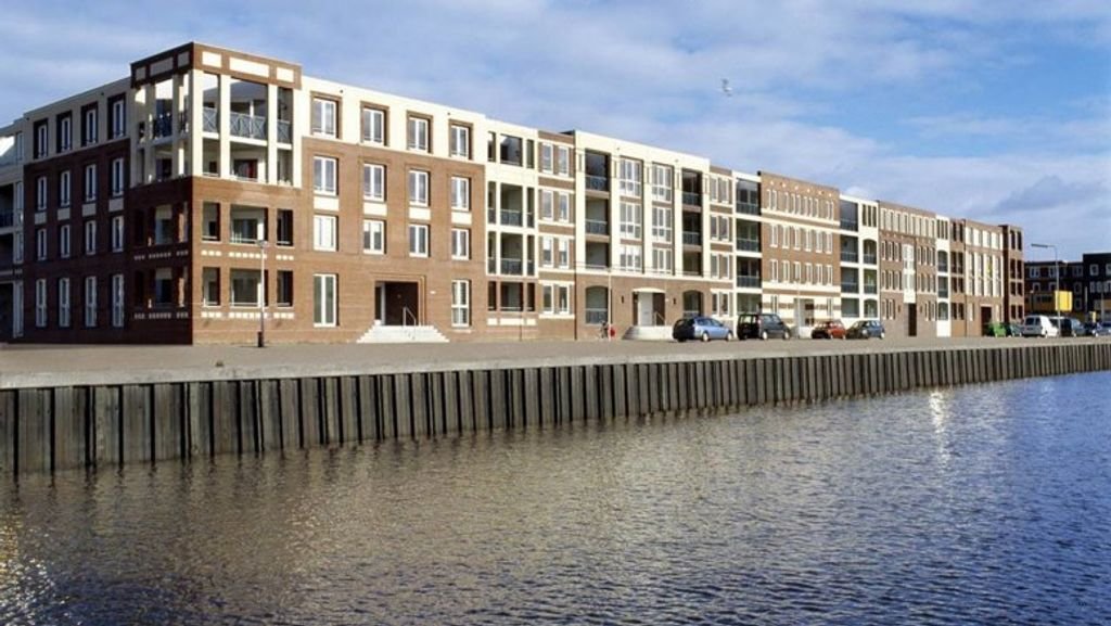 Begane grond met loggia in centrum - Afbeelding 2