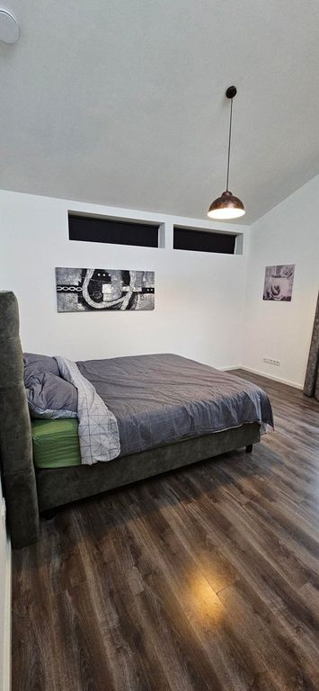 Gemeubileerd 3-kamerappartement aan het water - Afbeelding 15