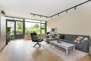 Spacious family home with garden in Wassenaar - Image 4