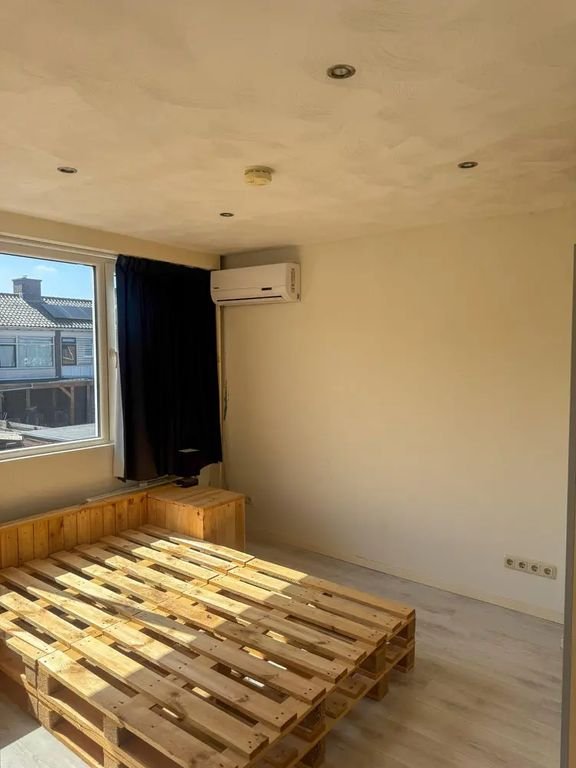Gemeubileerde tussenwoning met 2 tuinen - Afbeelding 5
