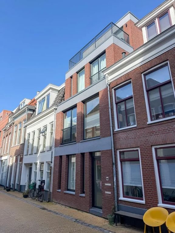 Gemeubileerde tussenwoning met 2 tuinen - Afbeelding 14