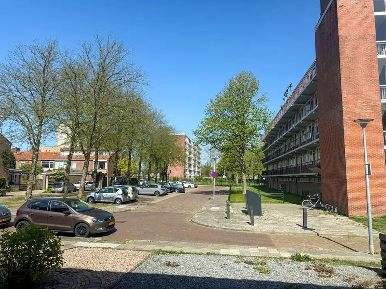 Gemeubileerde tussenwoning met 2 tuinen - Afbeelding 4