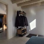 Furnished home in a green setting - Image 22