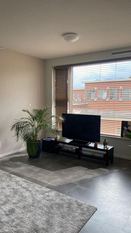 Licht 3-kamerappartement met balkon - Afbeelding 5