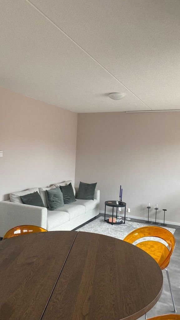 Licht 3-kamerappartement met balkon - Afbeelding 3