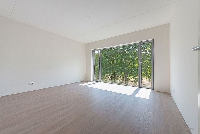 121 m² maisonnette met terras en parking - Afbeelding 14