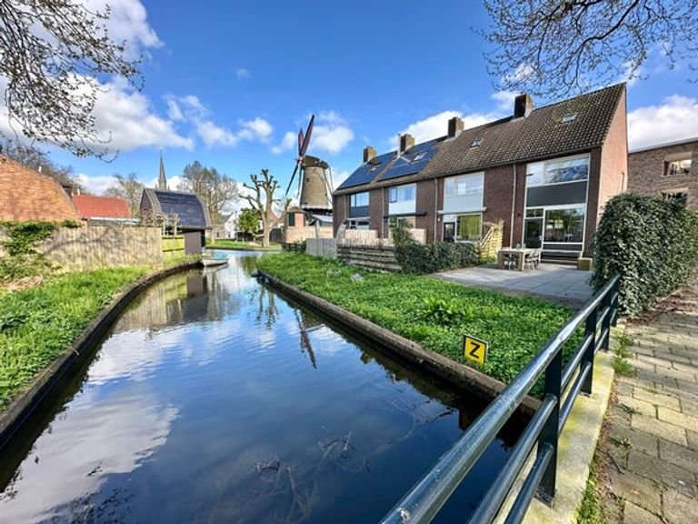 Gemeubileerd gezinshuis met tuin - Afbeelding 17