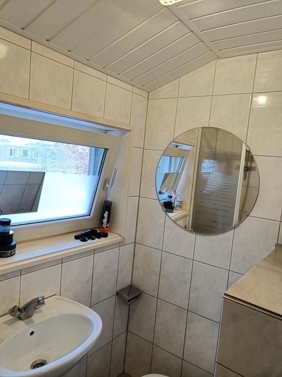Upper-floor apartment with energy label A in Enschede - Image 10