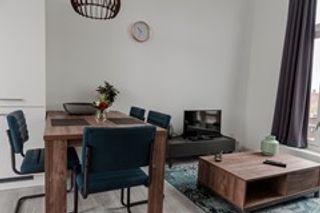 Furnished 2-room apartment with terrace - Image 3