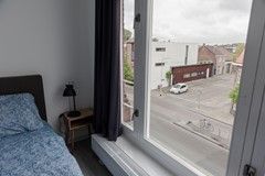 Furnished 2-room apartment with terrace - Image 8