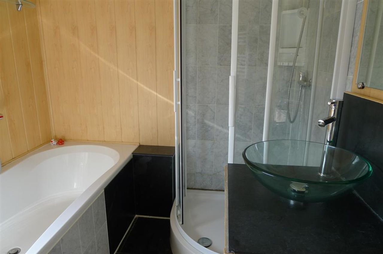 Bright 104 m² house with garden in Blaarthem - Image 15