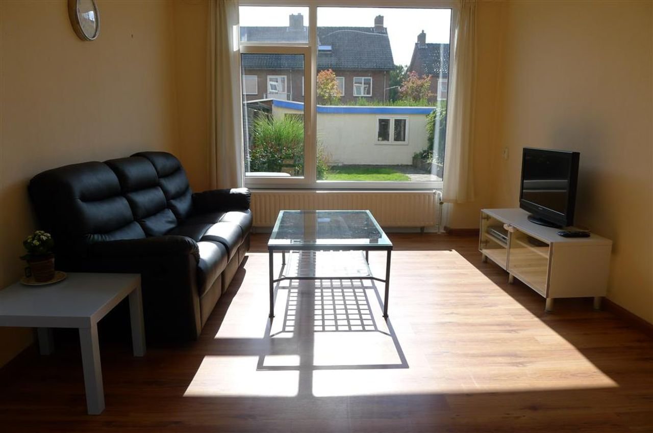 Bright 104 m² house with garden in Blaarthem - Image 2