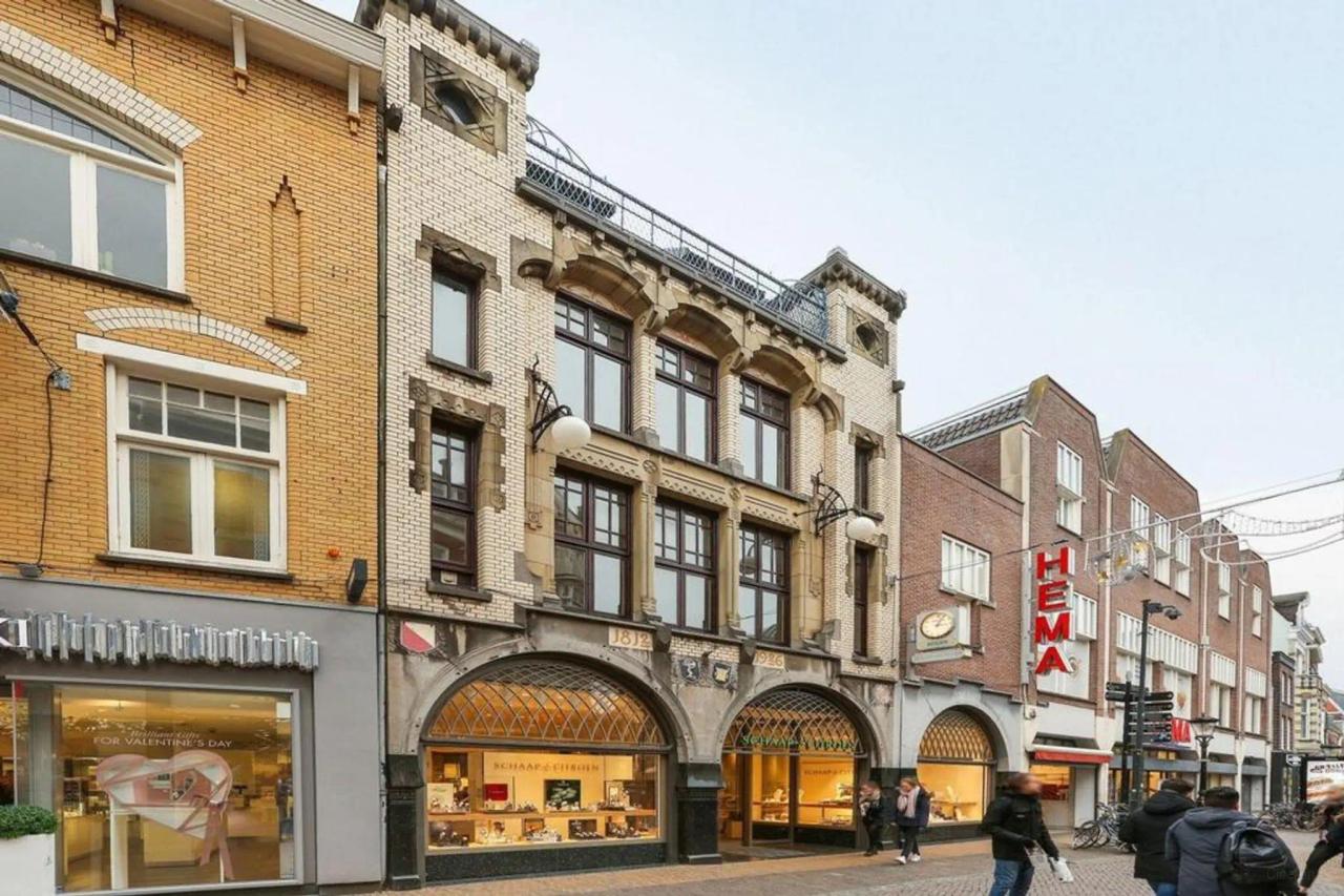 125 m² appartement met balkon in hartje Utrecht - Afbeelding 1