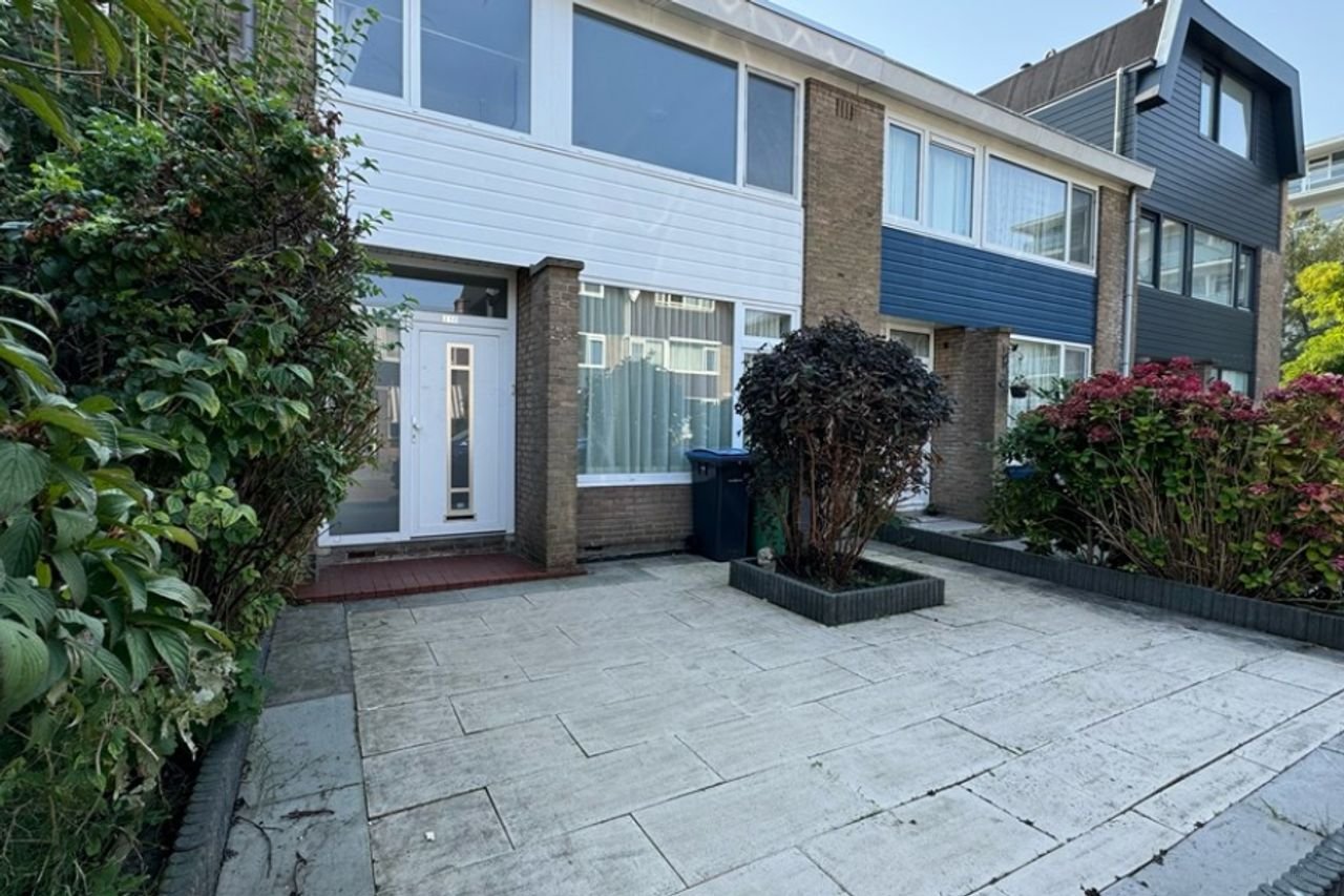 Eengezinswoning met zonnige tuin - Afbeelding 1