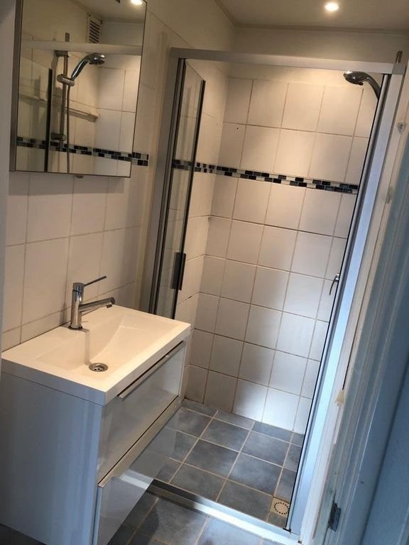 Furnished 2-bedroom apartment in Schiedam - Image 4