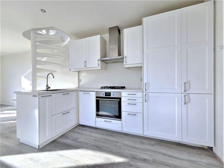 Licht appartement in de Jordaan met A+ - Afbeelding 3