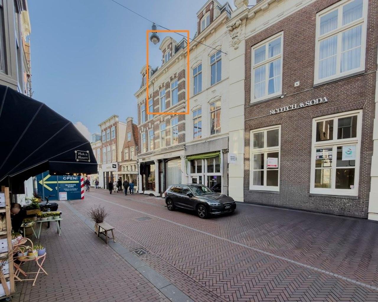 87 m² en twee slaapkamers in hartje Haarlem - Afbeelding 1