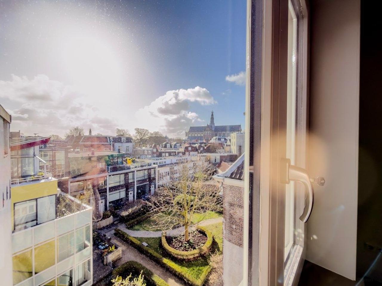 87 m² en twee slaapkamers in hartje Haarlem - Afbeelding 20