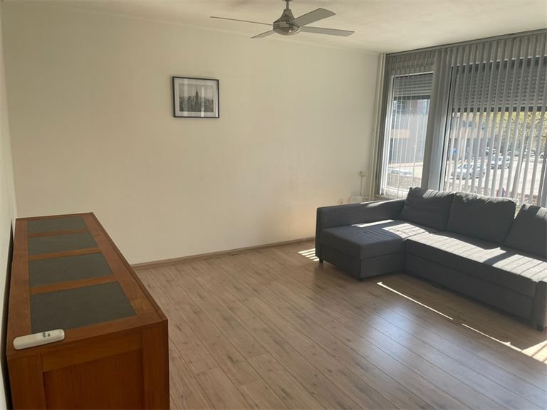 Furnished maisonette with roof terrace - Image 10