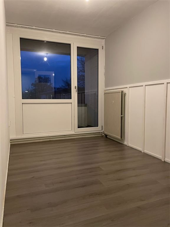 Furnished maisonette with roof terrace - Image 3